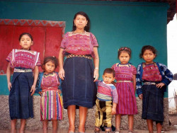 7 The Family Portrait 800