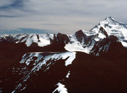 18 Snow capped peak in New Zealand 800