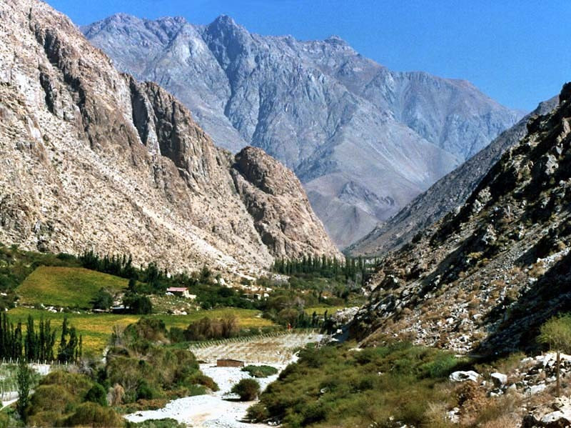 64 The colorful but barren mountains of the northern desert of Argentina 800