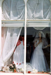 18 Bridal Shop window in La Libertad  El Salvador 800