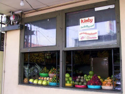 24 Fruit stand window in Alajuela  Costa Rica 800