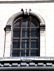 38 Bank window in la Paz  Bolivia 800