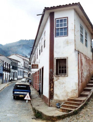 78 Narrow triangular building in Ouro Preto  Brazil 800
