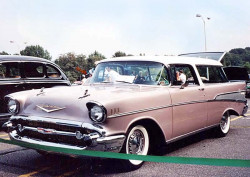 24 1957 Chevrolet Bel Air Nomad Station Wagon 800