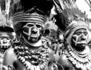 75 Two tribal women in Mt Hagen 800