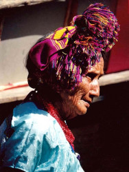 51 Portrait of an elderly Guatemalan woman in the crowd 800