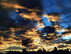 13 Sun setting over the South China Sea in Malaysia 800