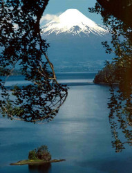 13 Volcano Villarica just across the lake 800