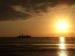 17 Sun setting over the Pacific in Quepos  Costa Rica 800