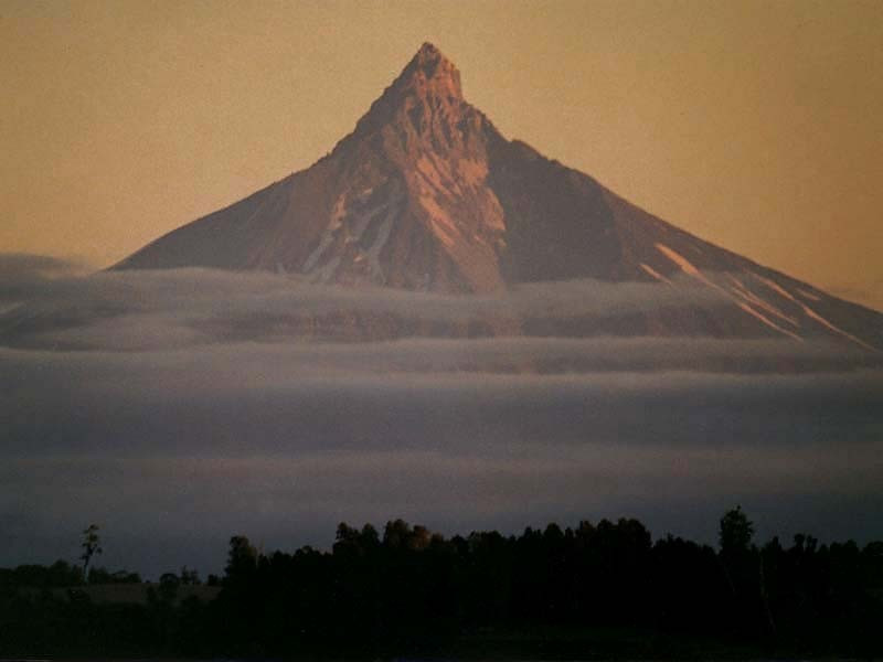 3 Volcan Puntiaguda in southern Chile 800