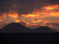 40 Lake Atitlan at sunset 800