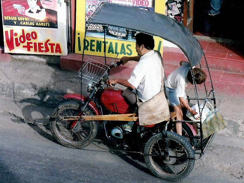 16 Three wheel motorcycle in Merida  Mexico 800
