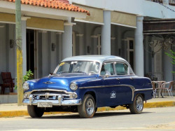 1954 dodge in vinales 800