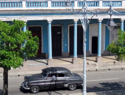 1952 chevy in cienfuegos 800