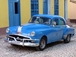 1952 pontiac chieftain 4 door sedan in trinidad 800