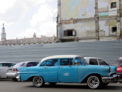 1956 pontiac sedan in havana 800