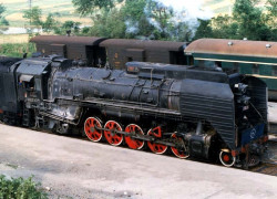 19 steam driven train in china 800