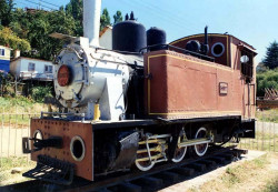 41 steam locomotive on display in concepcion  chile 800