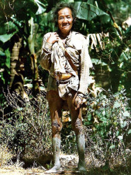 16 tribesman stepping out of the jungle 800