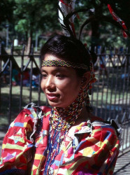 18 young philppine woman 800