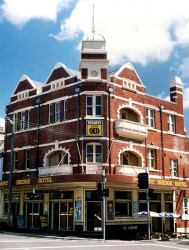 29 piedmont bridge hotel in australia 800