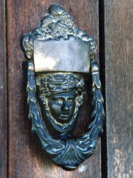 20 brass figure from antofagasta 800