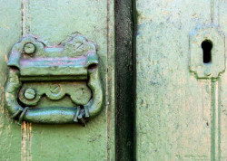 151 silenced knocker in granada  nicaragua 800