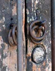 152 combo iron knockers and lock fasteners 800