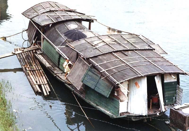 108 houseboat in thailand 800