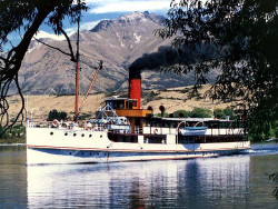 40 the tss earnslaw  a 1912 edwardian vintage twin screw steamer 800