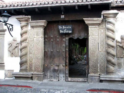 19 la posada del don rodrigo en antigua  guatemala 800