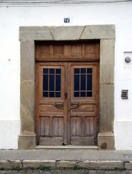 22 front door in cochabamba  bolivia 800