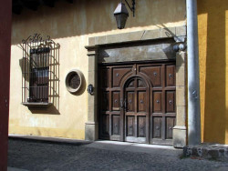 24 front entrance in antigua  guatemala 800