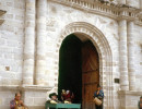 50 church entrance in guatemala 800