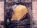 12 buddhist statue at the ruins in pitsanulok 800