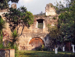 11 a section of la recoleccion architectural complex in antigua 800