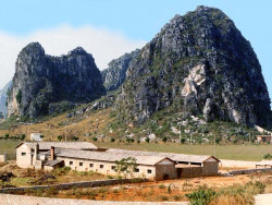 12 rock formation in central china 800