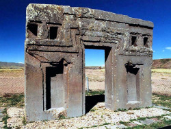 20 the gate of the sun in tiwanaku  bolivia 800