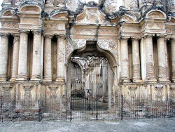 34  entrance to a 17th century church in ruins in antigua 800