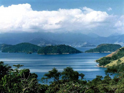 28 the coast line about 200 miles north of rio in brazil 800