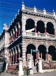 100 corner in melbourne  australia 800