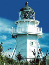 16 lighthouse in northern usa 800