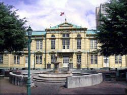 6 all metal school in san jose  costa rica 800