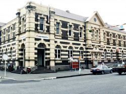 88 the greymouth post office in new zealand 800