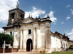 10 lovely colonial church from leon  nicaragua 800