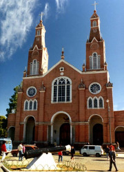 24 church in the center of talca  chile 800