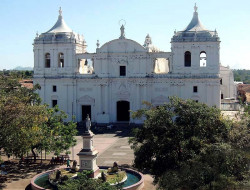 32   church 9b leon 800