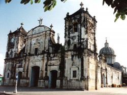 26 costa rican church in barrio mexico 800