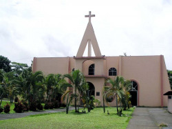 35 main church in guatuso 800