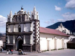 12  church in quetzaltenango 800